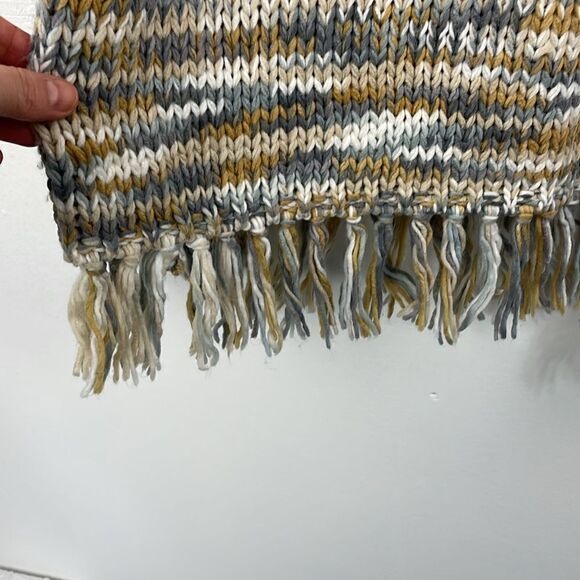 Solitaire Chunky Boho Pull Over Turtleneck Sweater size Small - Picture 4 of 10